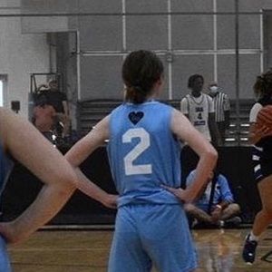 Meet your Posher, Claire